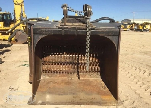 Front of used Remu Bucket